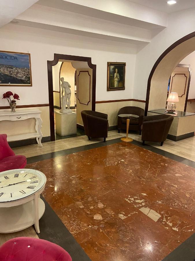נאפולי Hotel La Pace מראה חיצוני תמונה