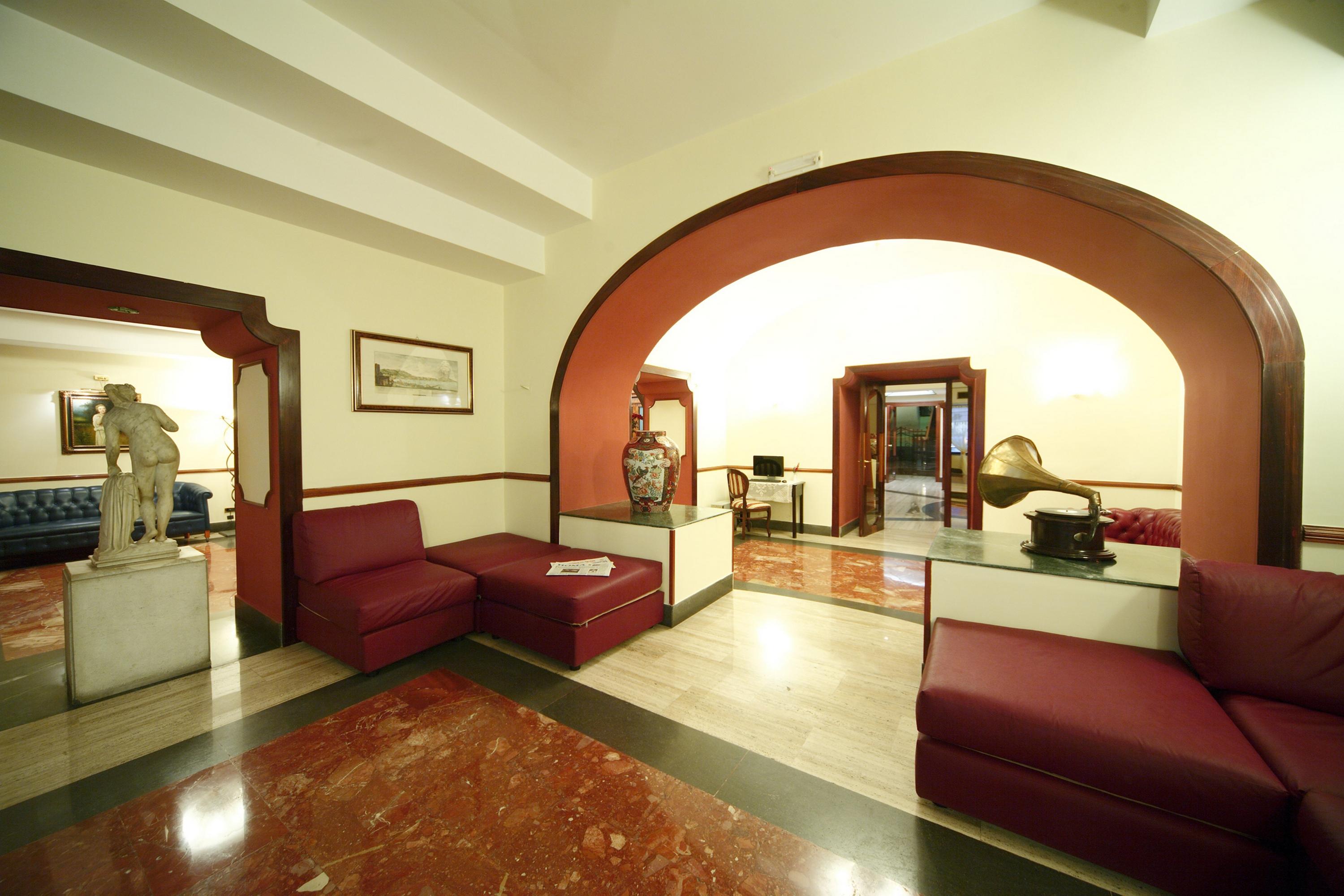 נאפולי Hotel La Pace מראה פנימי תמונה